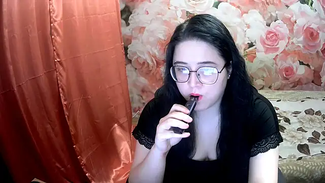 Snapshot of OverseerX chatting on 12.17.24 OverseerX online show from 12.17.24