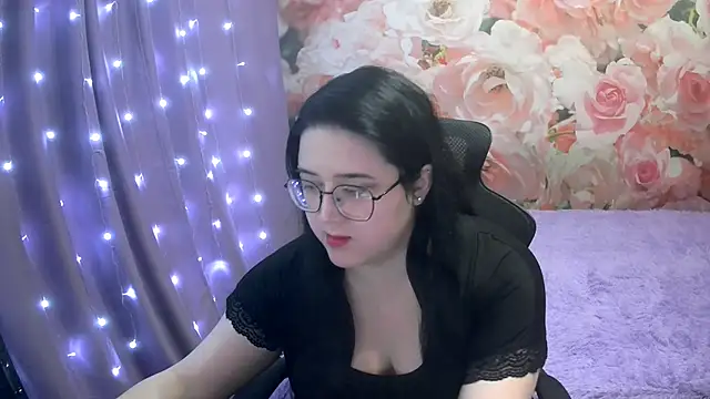 Snapshot of OverseerX chatting on 01.14.25 OverseerX online show from 01.14.25