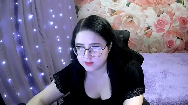 Snapshot of OverseerX chatting on 02.16.25 OverseerX online show from 02.16.25