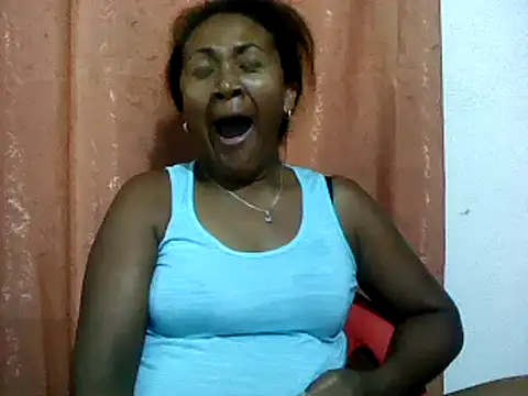 Snapshot of sexyladii chatting on 01.28.25 sexyladii online show from 01.28.25