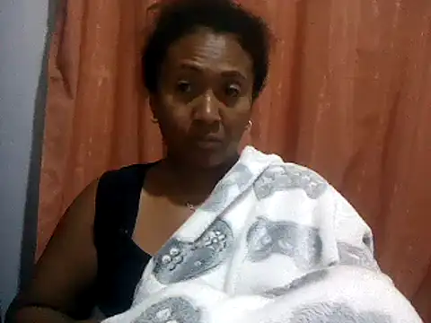 Snapshot of sexyladii chatting on 03.10.25 sexyladii online show from 03.10.25