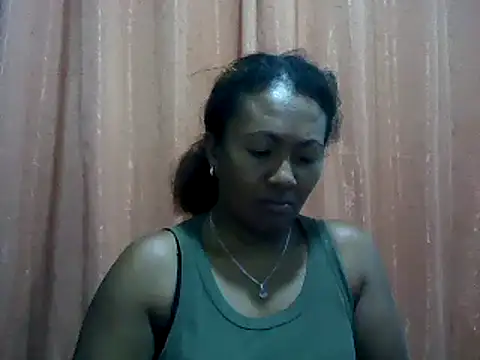 Snapshot of sexyladii chatting on 03.19.25 sexyladii online show from 03.19.25