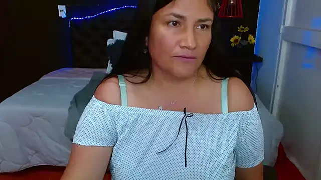 salomexlove 20 online show from 02.22.25