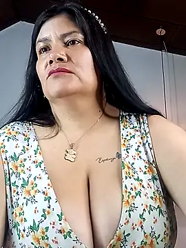 salomexlove 20 online show from 11.30.25