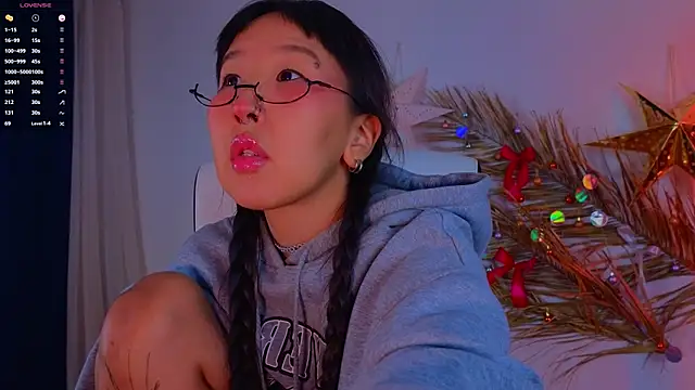 Snapshot of a11yson chatting on 12.30.24 a11yson online show from 12.30.24