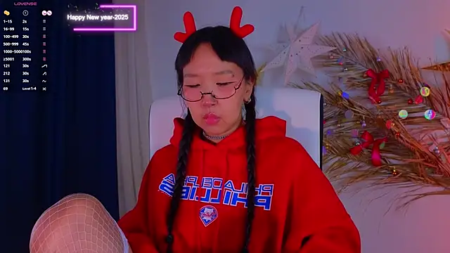 Snapshot of a11yson chatting on 12.31.24 a11yson online show from 12.31.24