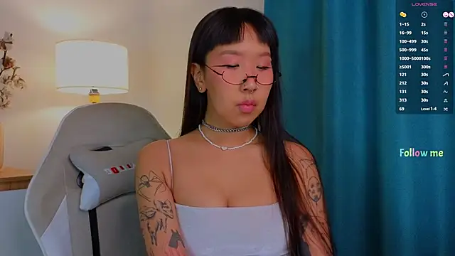 Snapshot of a11yson chatting on 03.13.25 a11yson online show from 03.13.25