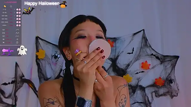 Snapshot of a11yson chatting on 11.01.25 a11yson online show from 11.01.25