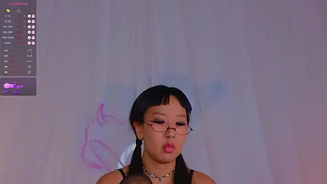 Snapshot of a11yson chatting on 11.26.25 a11yson online show from 11.26.25