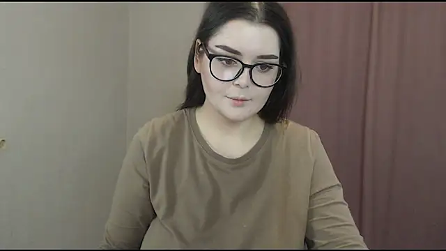 ohhhMie online show from 02.28.25