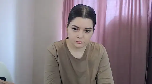 ohhhMie online show from 03.11.25