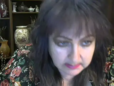 Snapshot of ElenaZed chatting on 12.21.24 ElenaZed online show from 12.21.24