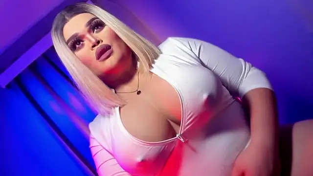 KarolinaThompson online show from 03.22.25