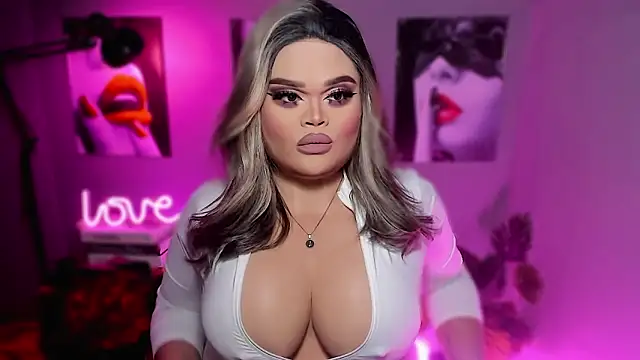 KarolinaThompson online show from 12.16.25