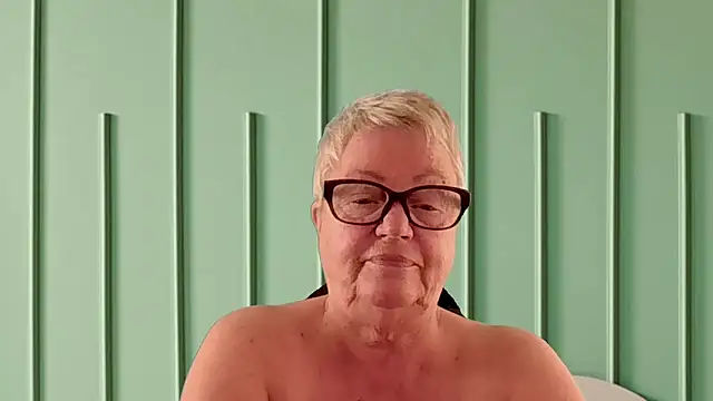 Snapshot of GrannyChrissy68 chatting on 03.17.26 GrannyChrissy68 online show from 03.17.26