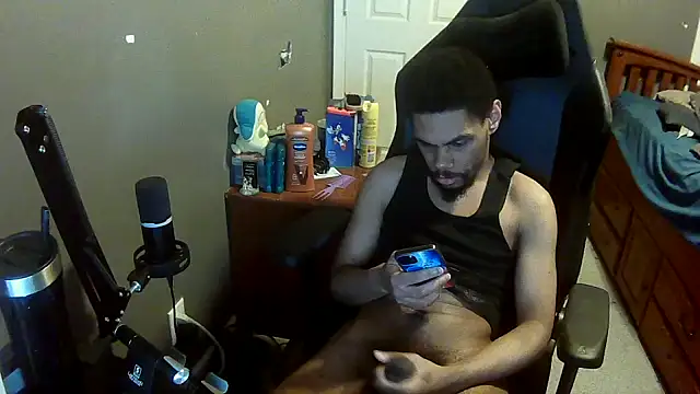 Snapshot of Neovergil0 chatting on 11.30.25 Neovergil0 online show from 11.30.25