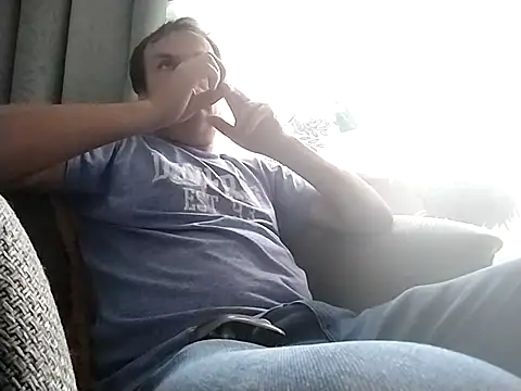 Snapshot of grzes19763 chatting on 09.16.25 grzes19763 online show from 09.16.25