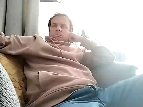 Snapshot of grzes19763 chatting on 10.06.25 grzes19763 online show from 10.06.25