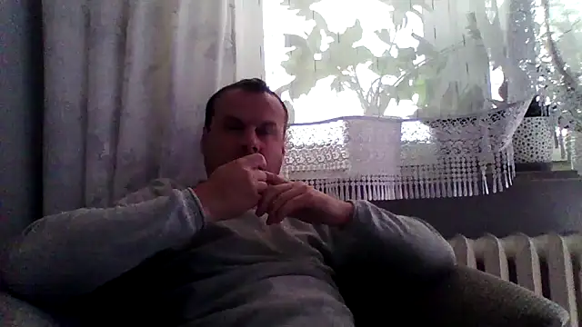grzes19763 online show from 06.12.26
