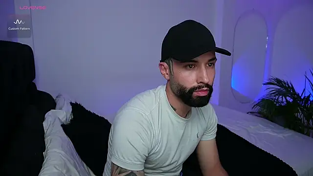 Snapshot of the_lucky_men__ chatting on 12.29.24 the lucky men online show from 12.29.24