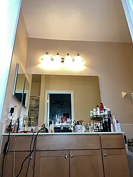 PhotoBabe online show from 02.10.25