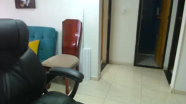 Ixchel Anaid online show from 10.28.25