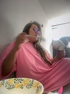 Ixchel Anaid online show from 03.29.26