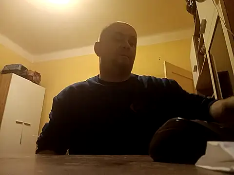 MrWhitePL online show from 02.25.25