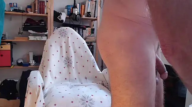 Snapshot of tibe50 chatting on 03.01.25 tibe50 online show from 03.01.25