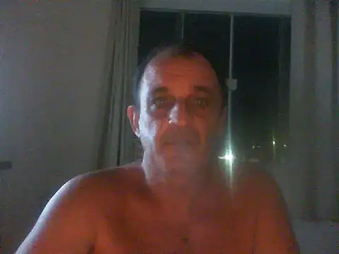 Snapshot of ConradinhoBR50 chatting on 04.05.26 ConradinhoBR50 online show from 04.05.26