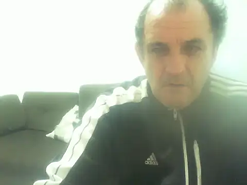 Snapshot of ConradinhoBR50 chatting on 05.21.26 ConradinhoBR50 online show from 05.21.26