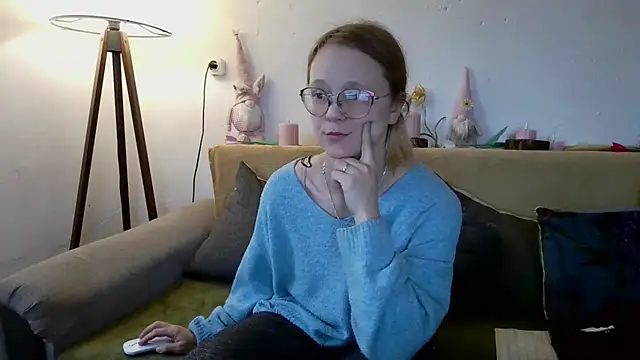 little-leni online show from 02.17.26