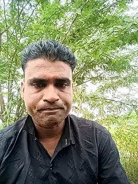 Snapshot of Javedmax chatting on 10.24.25 Javedmax online show from 10.24.25