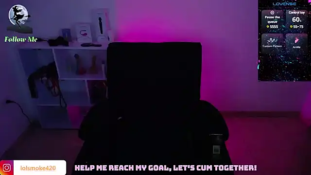 Snapshot of Bdsm_and_fries chatting on 01.13.25 Bdsm and fries online show from 01.13.25