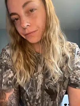 Snapshot of jaseyrae chatting on 07.25.26 jaseyrae online show from 07.25.26
