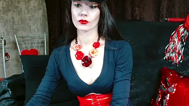 Snapshot of VictoryVega chatting on 10.17.25 VictoryVega online show from 10.17.25