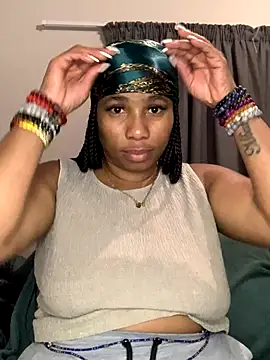 CurvyDesire1 online show from 10.09.25