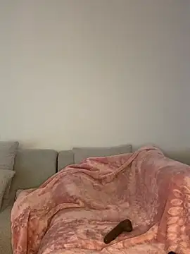 CurvyDesire1 online show from 04.12.26