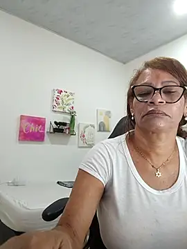 BustyMilf  online show from 01.15.26