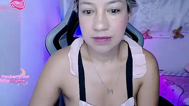 ninatiny online show from 11.25.25