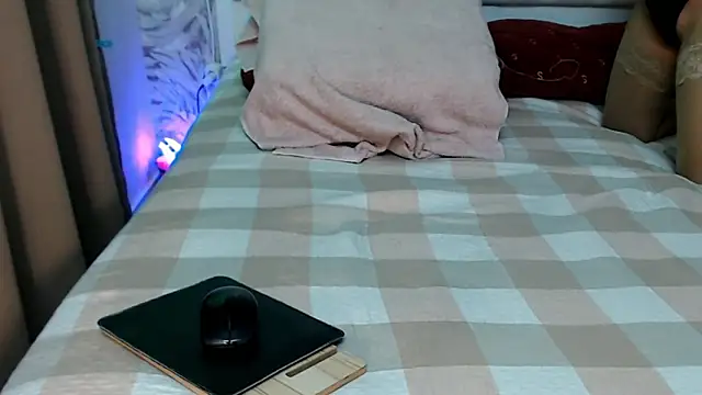 Asianholes online show from 02.25.26