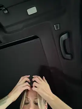 Snapshot of jasminesummer chatting on 01.27.25 jasminesummer online show from 01.27.25