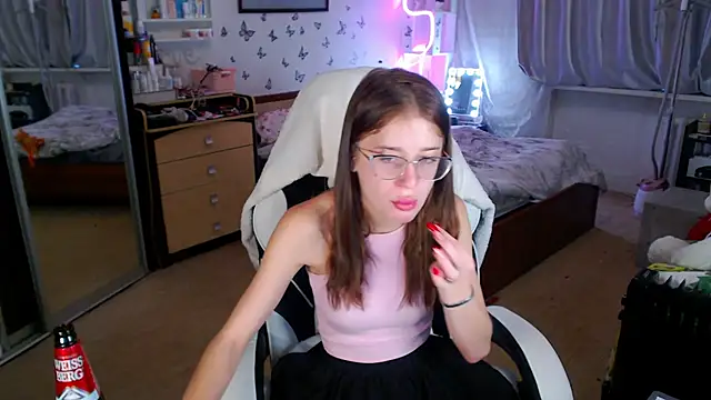 Kira honeyy online show from 10.08.25