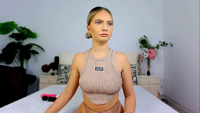 SashaRizz online show from 10.13.25