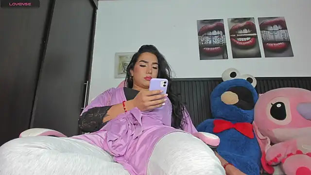 Snapshot of KATALINA_HOT_TS chatting on 12.05.25 KATALINA HOT TS online show from 12.05.25