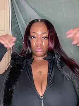 Snapshot of AlexaTheSlut chatting on 01.12.25 AlexaTheSlut online show from 01.12.25