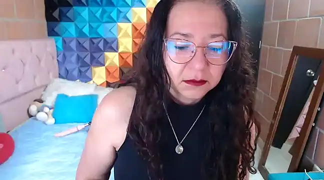 Snapshot of katifoxx chatting on 03.11.25 katifoxx online show from 03.11.25