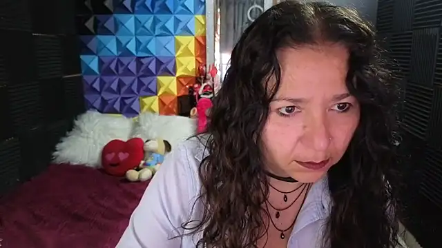 Snapshot of katifoxx chatting on 11.10.25 katifoxx online show from 11.10.25