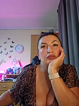 Hotangel75 online show from 10.31.25