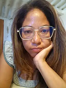 Snapshot of mila38 chatting on 06.25.26 mila38 online show from 06.25.26